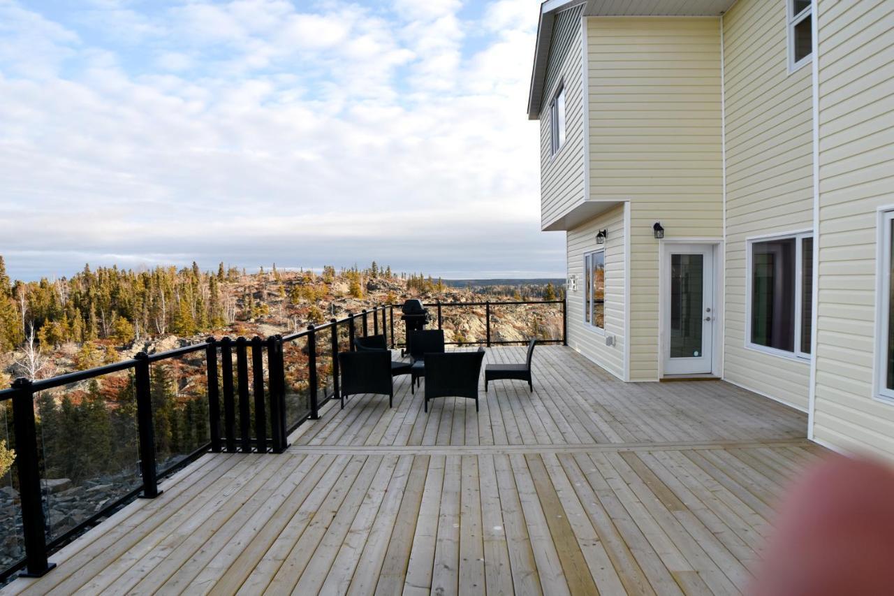 Aurora Guest House Yellowknife Exterior photo